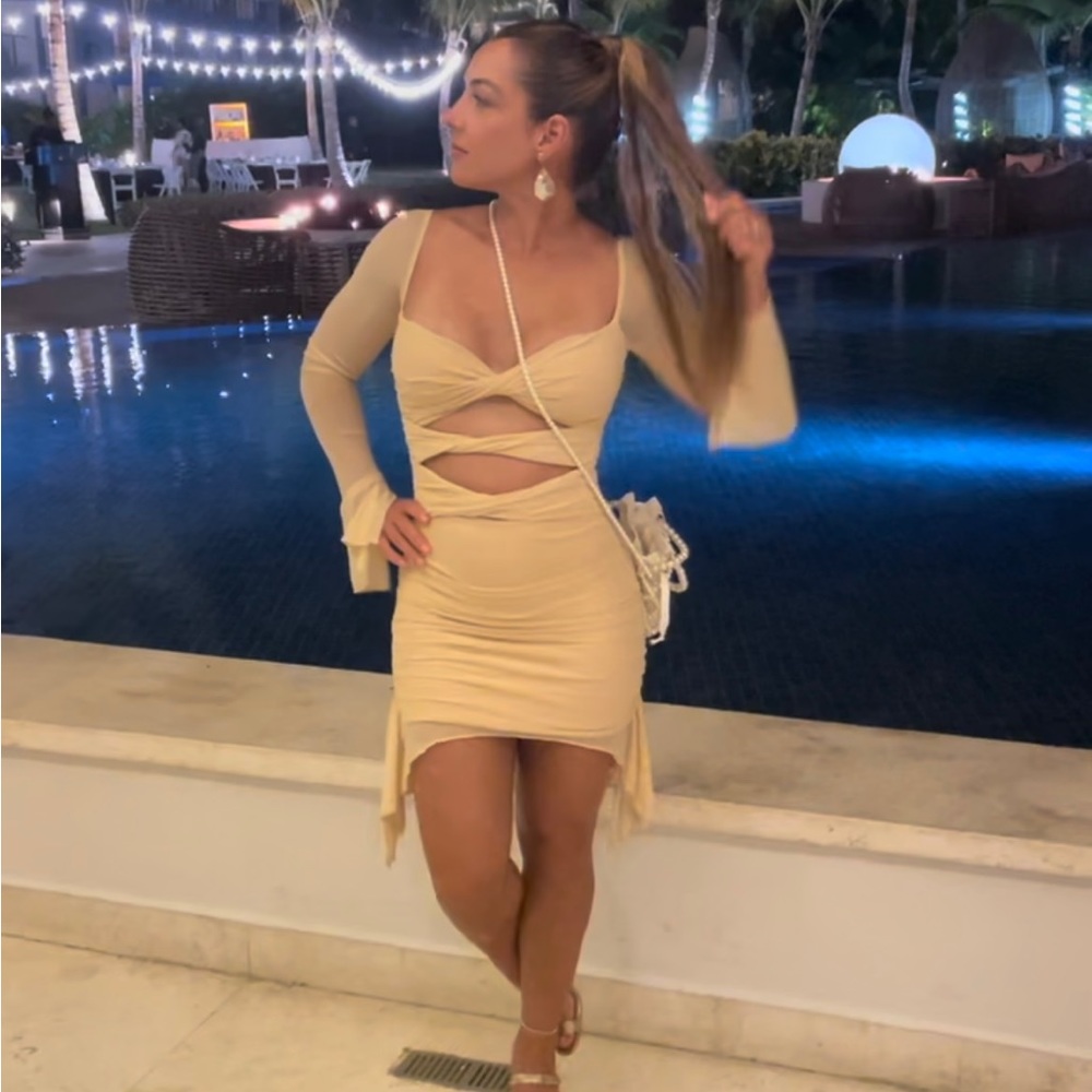 Oh Polly Twist Cut Out Long Sleeve Mini Dress